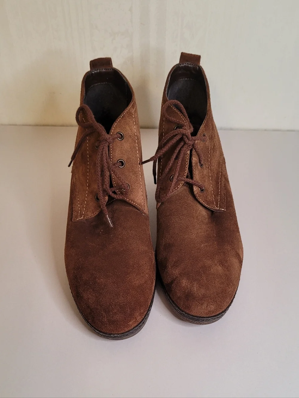 The FLEXX Brown Suede Wedges Size 9.5